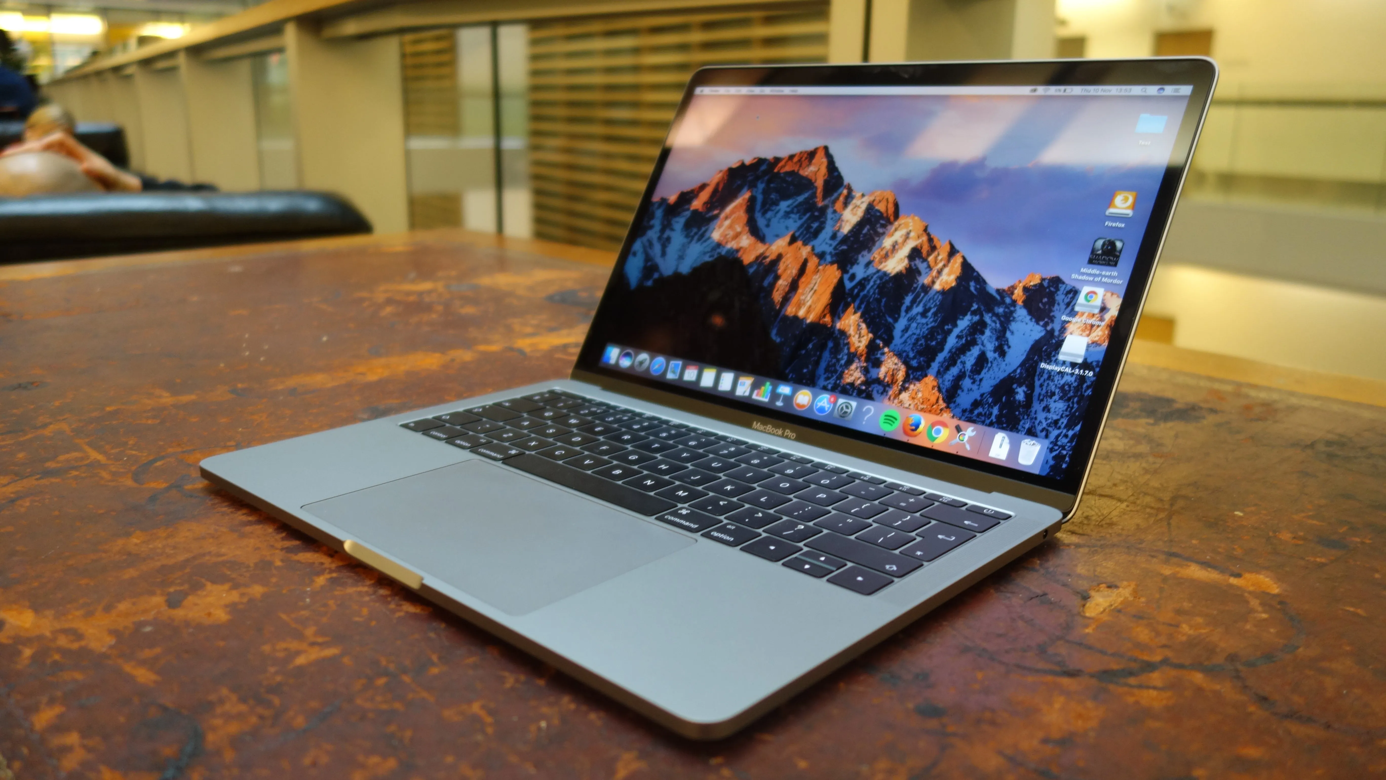 MacBook Pro 2026 thế hệ mới: Bước nhảy vọt lớn nhất trong lịch sử Apple?